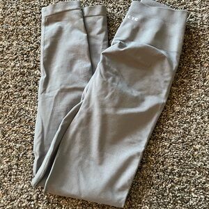 Brand new Alphalete leggings! ✨